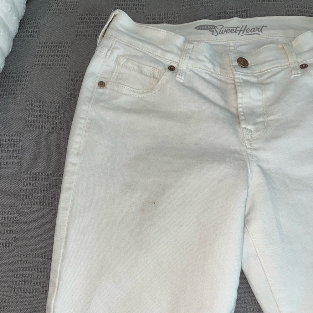 Old Navy White Straight Leg Jeans - Picture 7 of 9